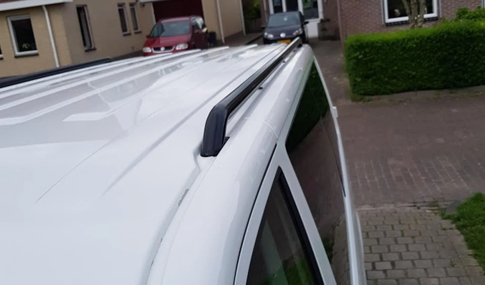 Black OE Style Steel Roof Rails for the Volkswagen Transporter T6 LWB